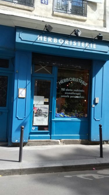 植物療法の本場フランスでの養生とは？フランスのハーブ活用事情やハーブ薬局をご紹介！